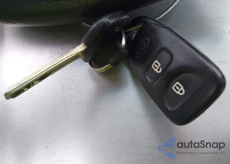 2011 Kia Sorento Lx из США, поврежденный, VIN 5XYKTCA13BG082120